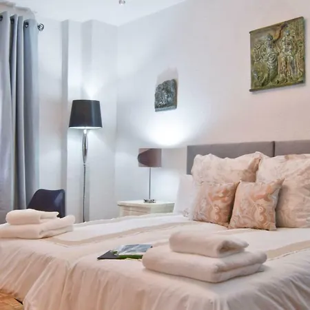 Apartment Sweet Ávila